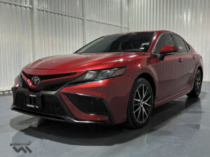 Toyota-Camry-SE-2024-rojo-1077