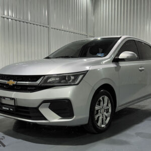 Chevrolet-Aveo-SD LT-2024-plata-1256