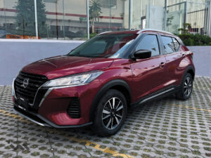 Nissan-Kicks-Advance-LTS-2024-Rojo-3441