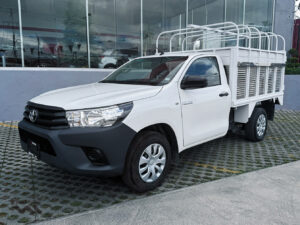 Toyota-Hilux-Chassis-2024-Blanco-4971
