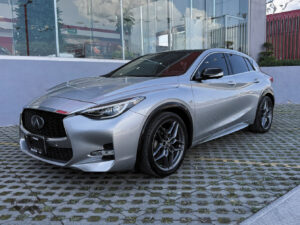 Infiniti-QX30-Sport-Plus-2019-Plata-5135