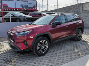 Toyota-Rav4-XLE-2022-Rojo-1748