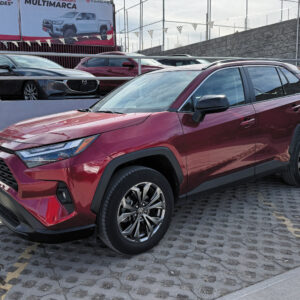 Toyota-Rav4-XLE-2022-Rojo-1748