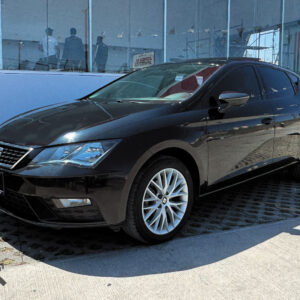 Seat-Leon-Style-TSI-2019-Negro-1749