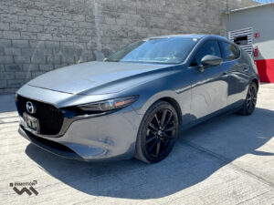 Mazda-Mazda-3-Signature-AWD-HB-2023-Gris-2299
