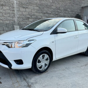 Toyota-Yaris-Core-SD-2017-Blanco-6614