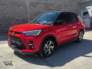 Toyota-Raize-XLE-BI-Tono-2025-Rojo-7562