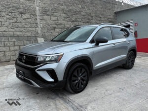 Volkswagen-Taos-Trendline-TSI-TIP-2024-Plata-0463