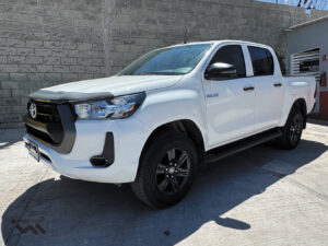 Toyota-Hilux-DOB-CAB-2023-Blanco-5368