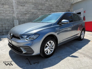 Volkswagen-Polo-Comfortline-TSI-TIP-2024-Gris-3801