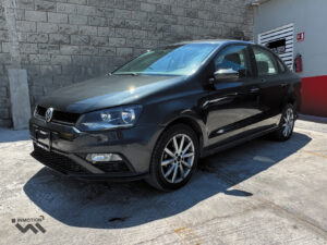 Volkswagen-Vento-Comfortline-Plus-2021-Gris-4757