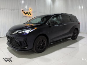 Toyota Sienna XSE HEV 2024