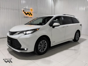 Toyota Sienna XLE HEV Piel 2021