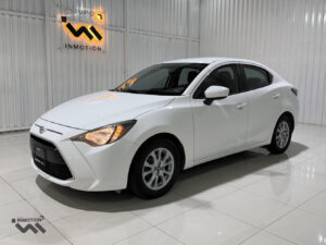 Toyota Yaris R 2016