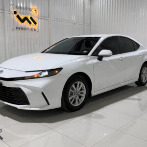Toyota Camry LE HEV 2025