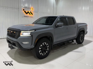 Nissan Frontier PRO-4X 4X4 V6 2023